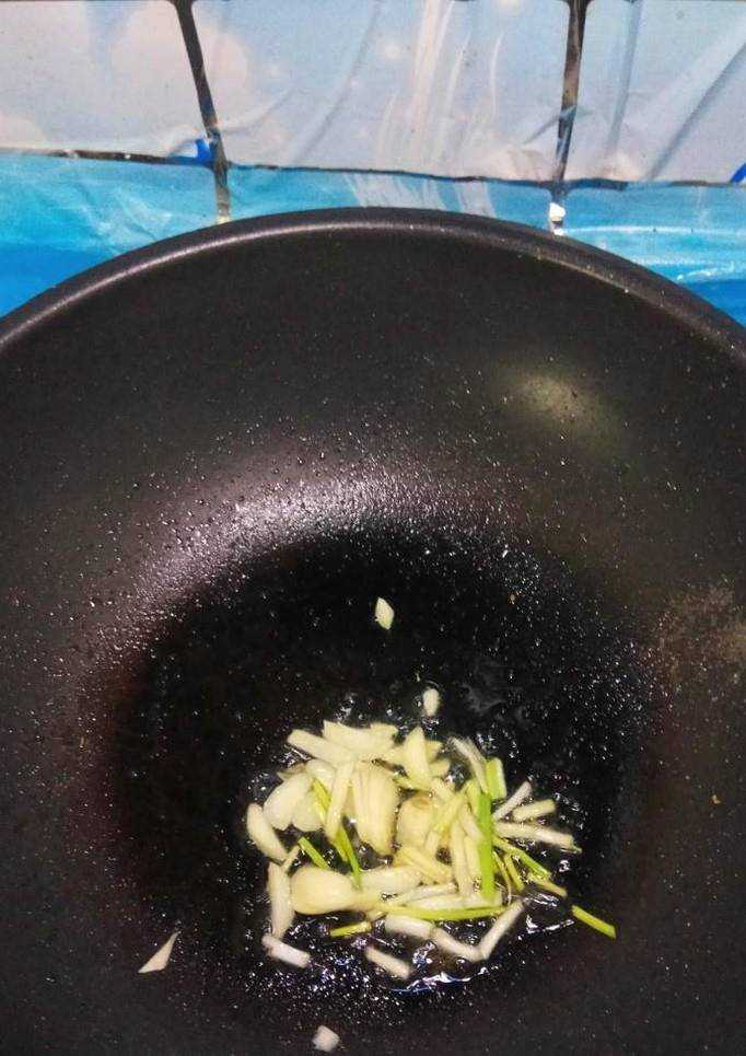 怎樣做美味的土豆香腸炒豆腐