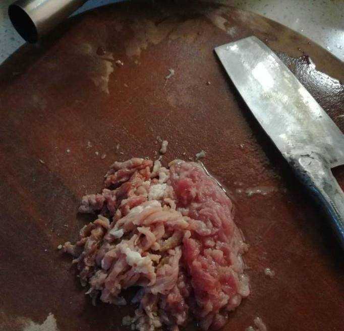 如何做萵筍粒炒豬肉絲