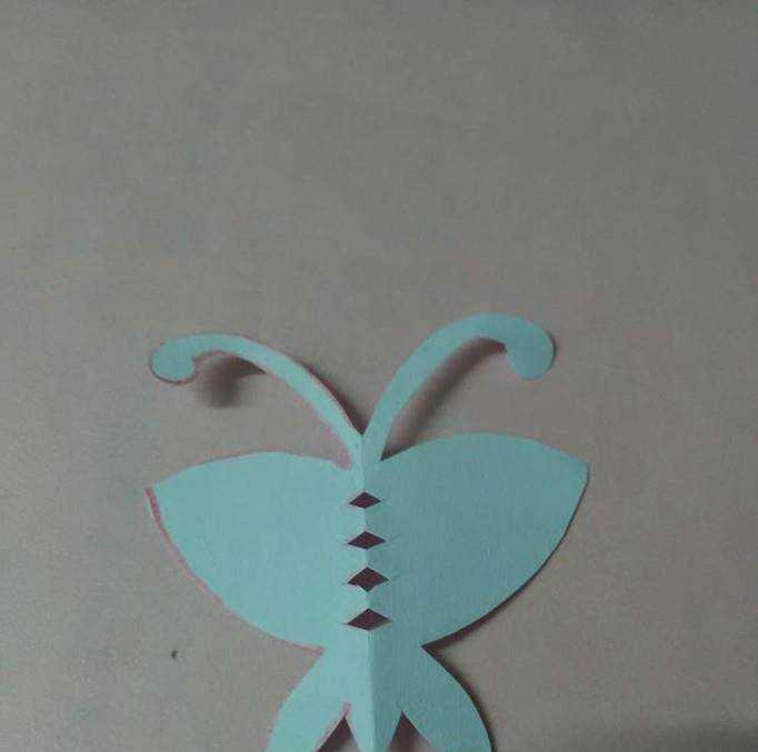 蝴蝶剪紙的圖案畫法