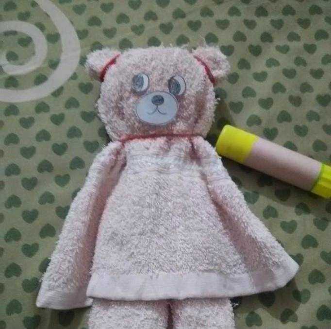 如何利用毛巾摺疊小熊