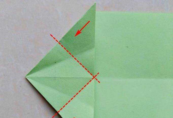 如何折一種簡單的紙龍舟