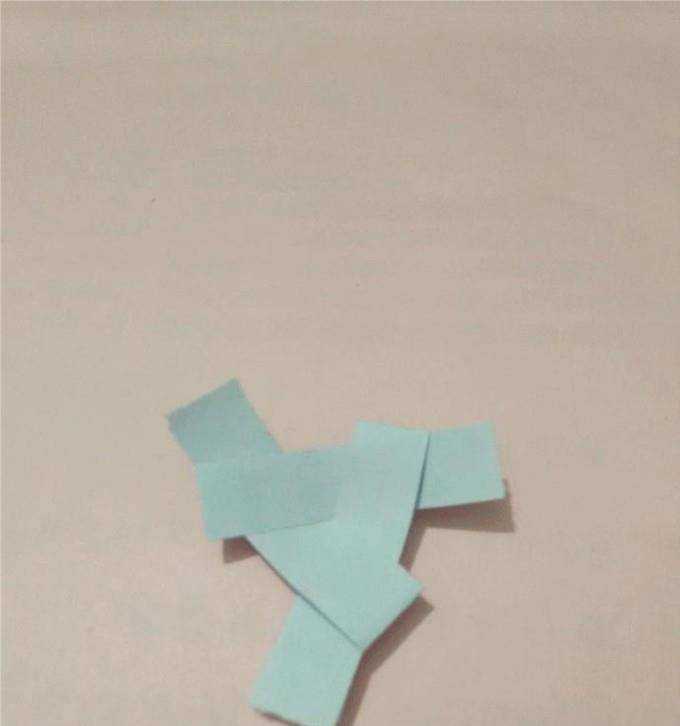 教你用紙製作簡易的三葉小風車