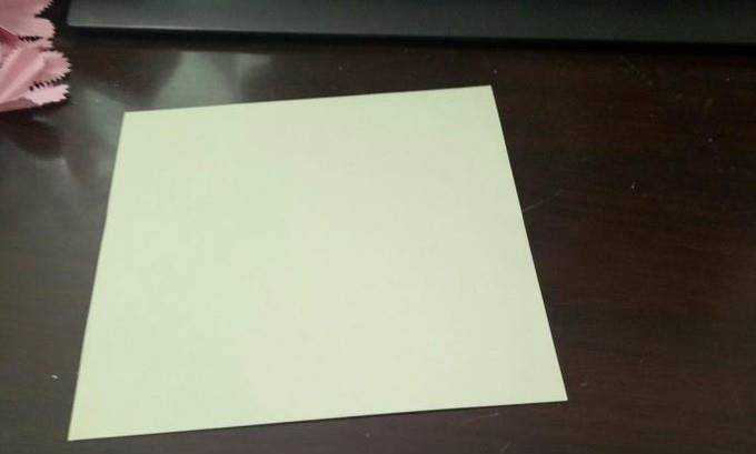 康乃馨用卡紙的製作方法