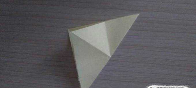 如何折立體的紙蝴蝶