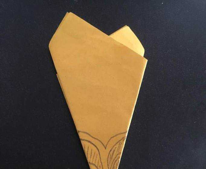 趣味剪紙：怎樣做漂亮的蓮花剪紙