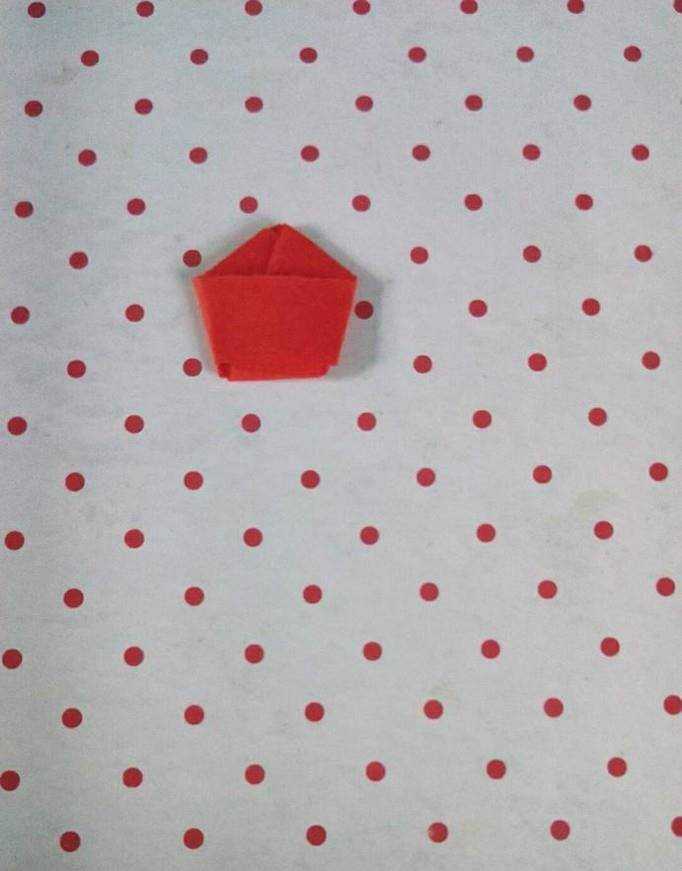 摺紙五角星的折法圖片五角星的折法摺紙教程