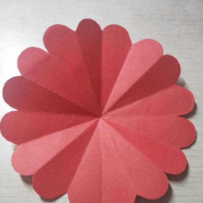 幼兒園手工剪紙—一朵小花