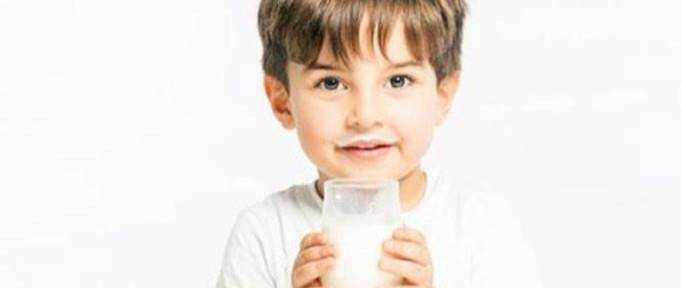 給孩子喝牛奶有哪些注意點
