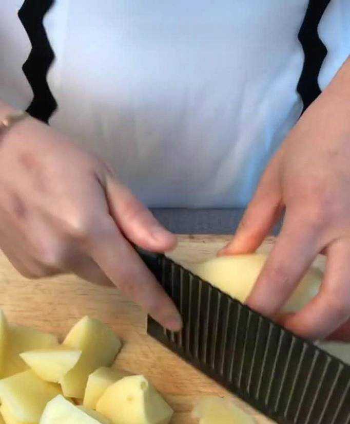 黃丫頭燉豆腐的做法