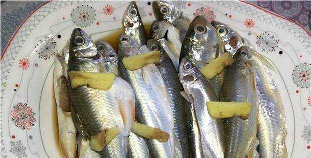 煎小魚的家常做法