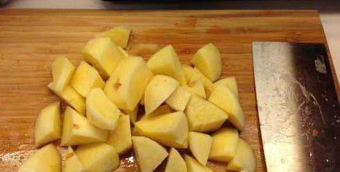 土豆燒排骨怎麼做