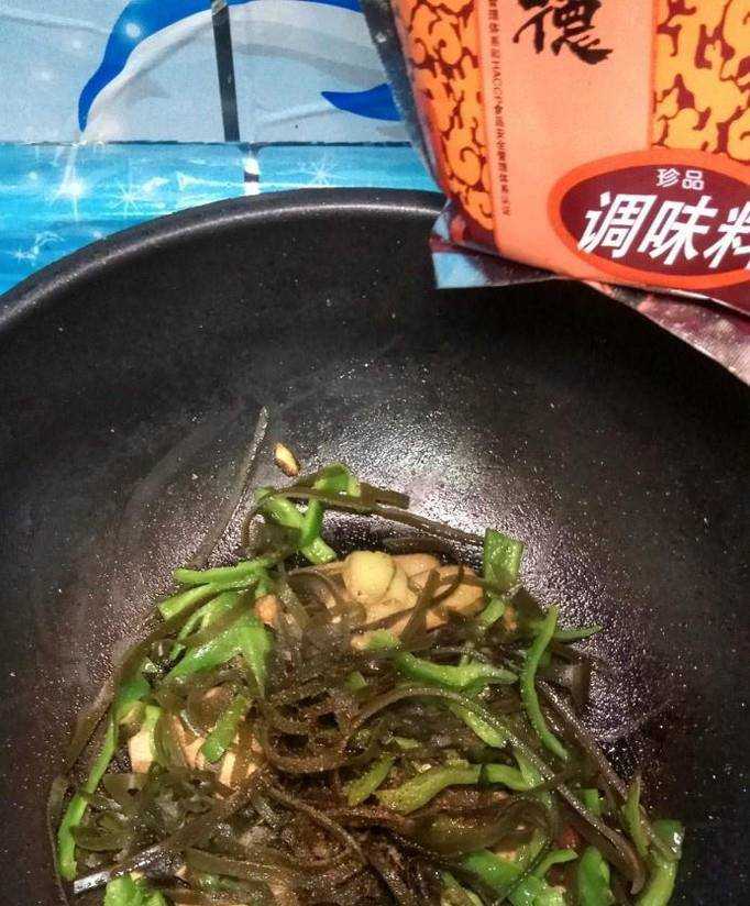 怎樣做美味的青椒海帶炒豆乾