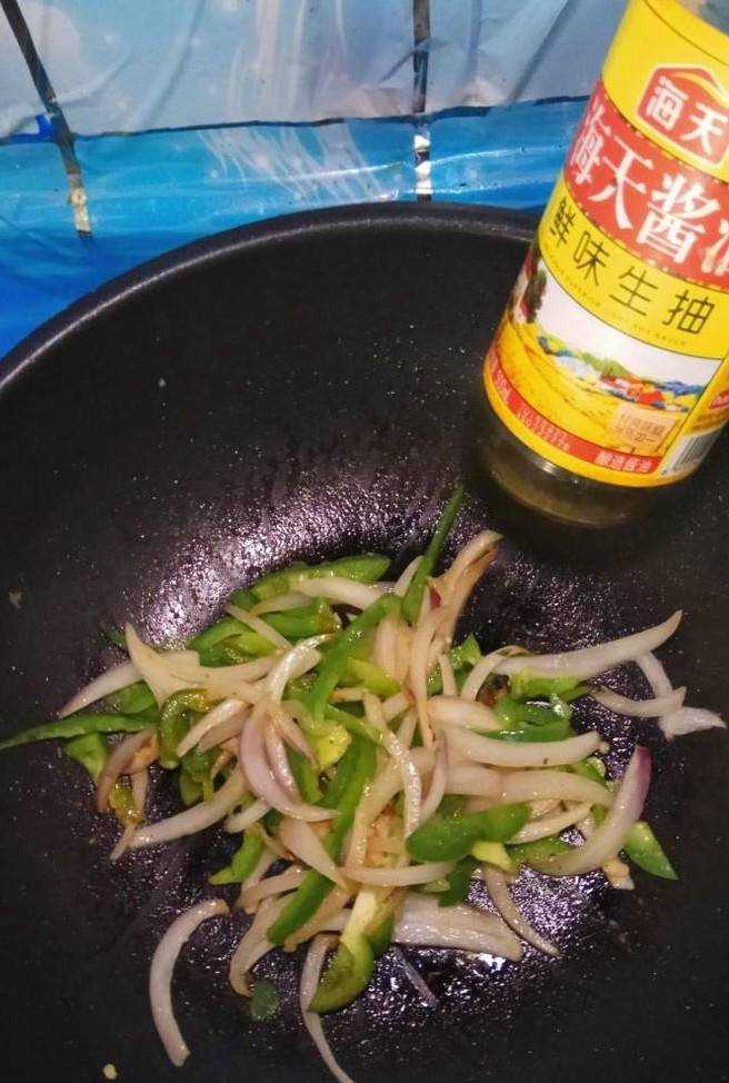 怎樣做美味的青椒洋蔥炒雞胸肉