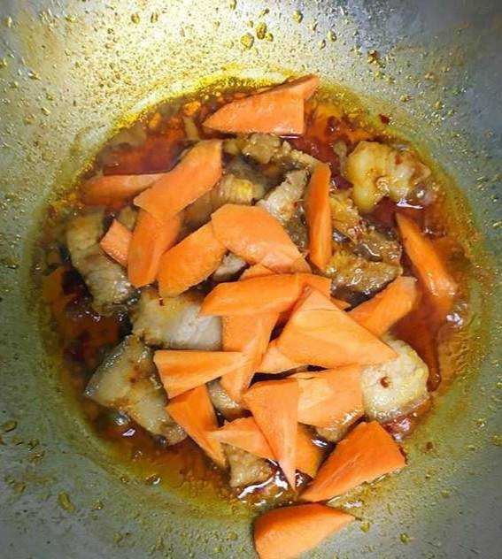 豆角胡蘿蔔炒肉片的家常做法
