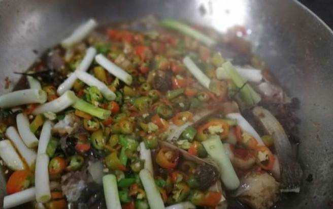 酸菜燒魚塊的家常做法