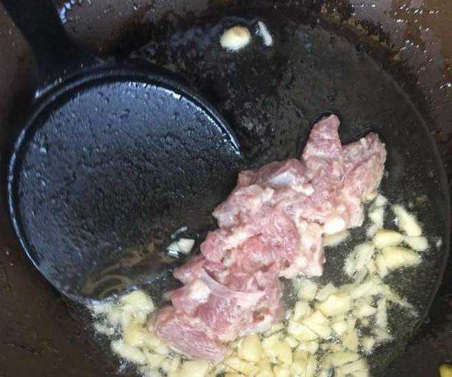 如何做毛豆炒肉好吃