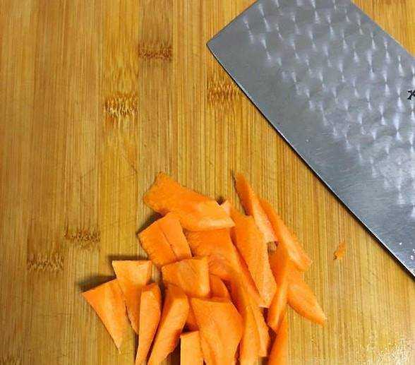 豆角胡蘿蔔炒肉片的家常做法
