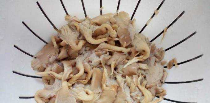 蒜蓉辣醬炒鮮蘑的家常做法