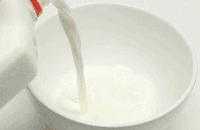 冷藏鮮奶怎麼加熱喝嗎