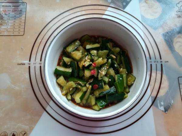 刀拍涼拌黃瓜怎麼做好吃