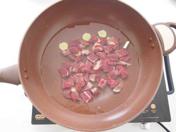 西紅柿牛腩湯的做法