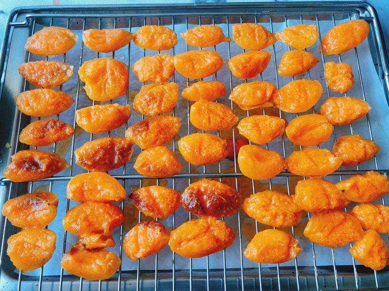杏乾的曬制方法