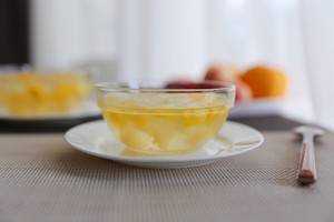 用桃子做的簡單甜品