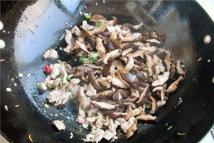 圓頭小蘑菇怎麼炒著好吃