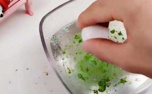 洗潔精加牙膏可以做起泡膠嗎