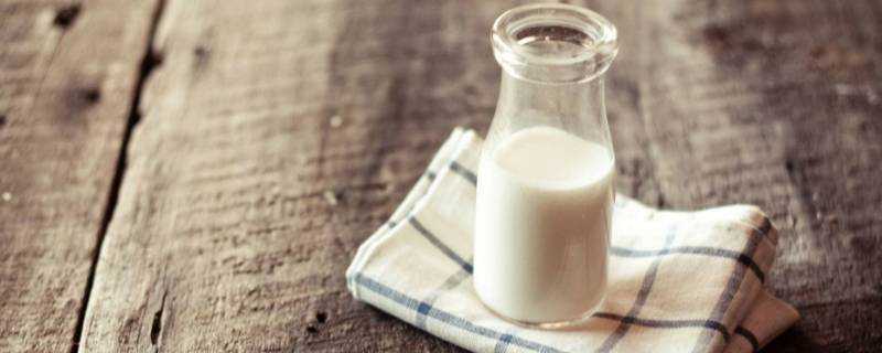 鮮牛奶結塊了能喝嗎