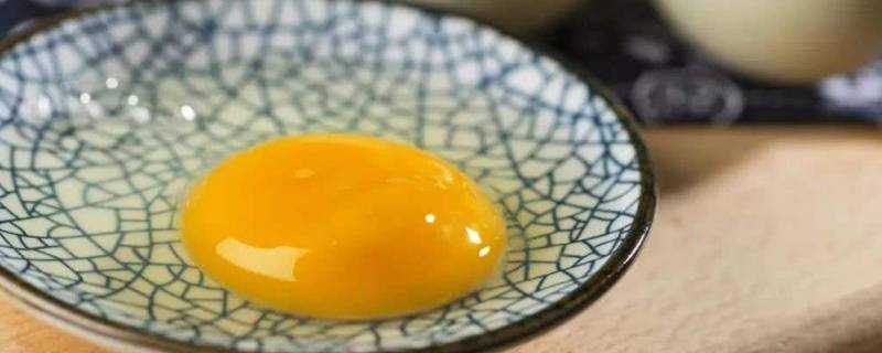 生雞蛋和熟雞蛋哪個重