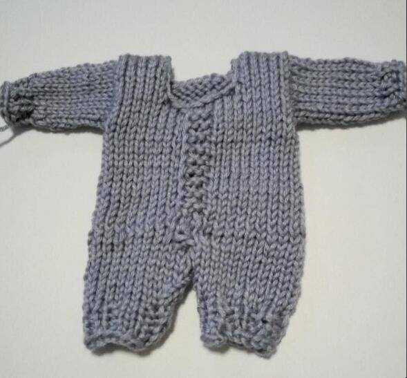 嬰兒連體衣編織教程是什麼
