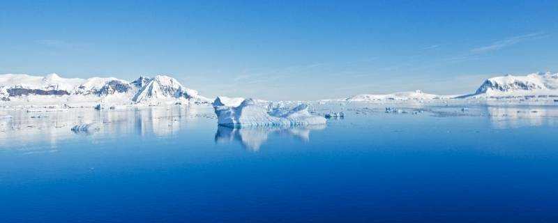 南北極的區別是什麼