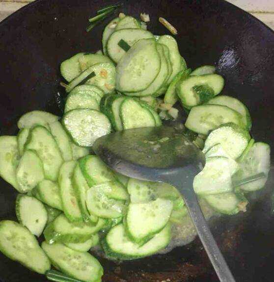 炒黃瓜怎麼做好吃