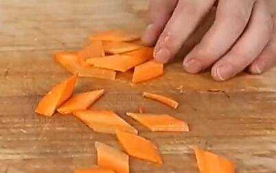 胡蘿蔔怎麼切片