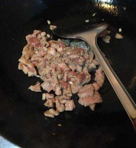 秋葵炒肉怎麼做