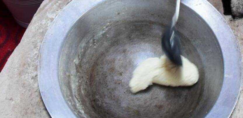 用鮮牛奶怎麼做奶豆腐