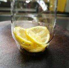 雪碧百香果檸檬蜂蜜水做法
