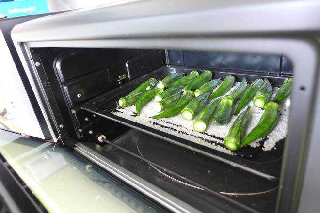 烤秋葵的做法 烤箱