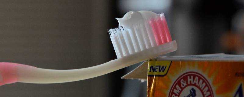 牙膏可以洗掉口香糖嗎