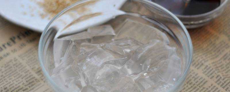 做果凍的白涼粉是什麼