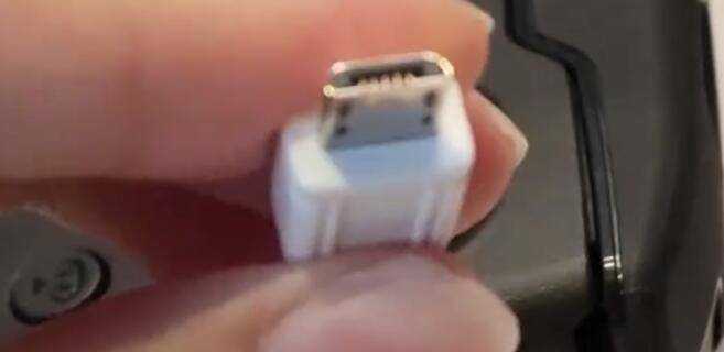 大疆mini遙控器怎麼充電