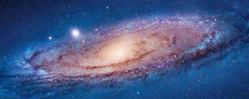 銀河系中間亮的是什麼
