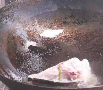 鯽魚怎麼炒湯