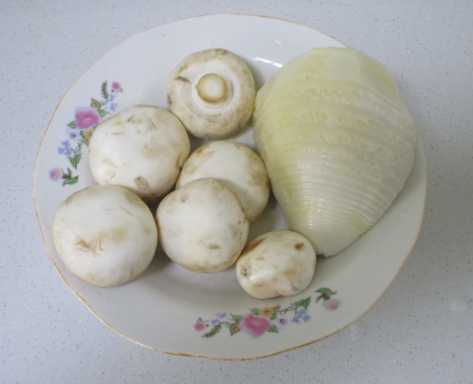 白色圓蘑菇怎麼炒