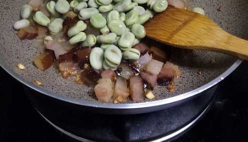 蠶豆米怎麼和肉一起炒