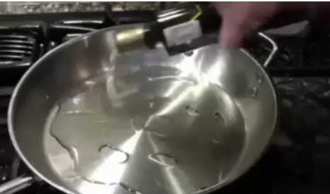 不鏽鋼炒瓢粘鍋怎麼處理