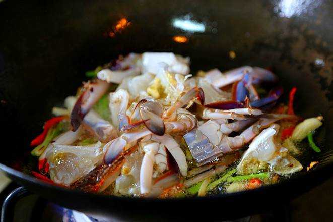 韭黃炒螃蟹怎麼做