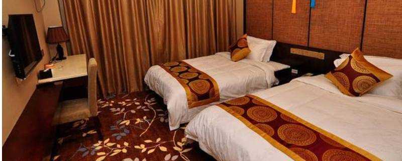 酒店床上一條長條布有什麼用